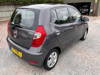 Used Hyundai i10 2011 for sale - 79538146: Photo