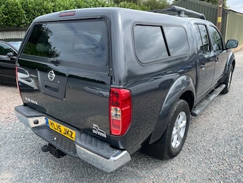 Used Nissan Navara 2015 for sale - 75399337: Photo