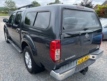 Used Nissan Navara 2015 for sale - 75399337: Photo