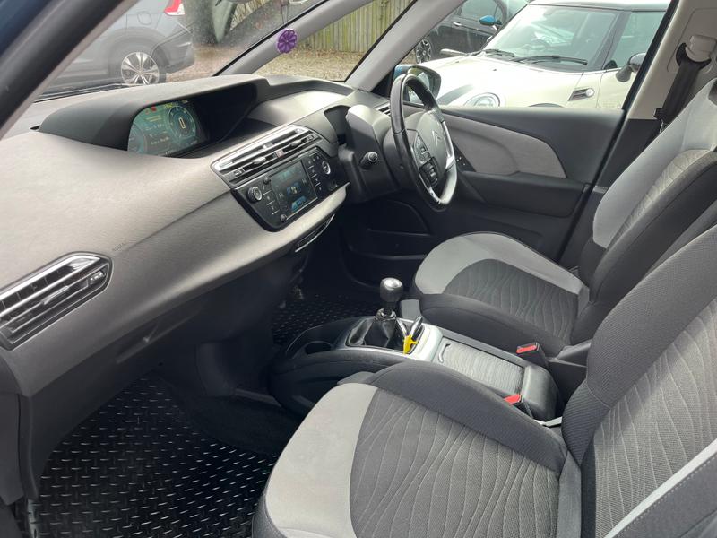 Used Citroen C4 Picasso 2015 for sale - 77631245: Photo 6