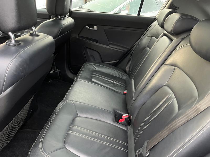 Used Kia Sportage 2011 for sale - 76844898: Photo 8