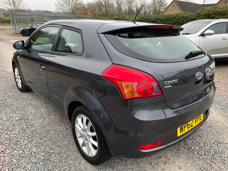 Used Kia Pro Ceed 2013 for sale - 77785533: Photo 3