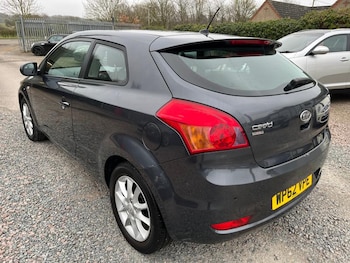 Used Kia Ceed undefined for sale - 77785533: Photo