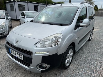 Used Peugeot Partner Tepee 2014 for sale - 78240227: Photo