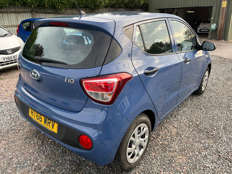 Used Hyundai i10 2017 for sale - 76834668: Photo 2