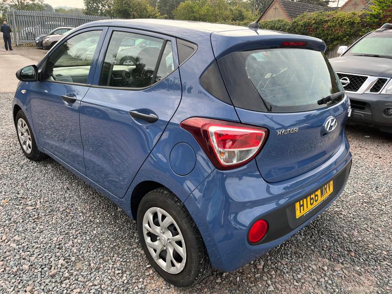 Used Hyundai i10 2017 for sale - 76834668: Photo 3