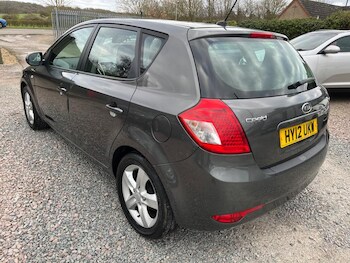 Used Kia Ceed 2012 for sale - 77819687: Photo