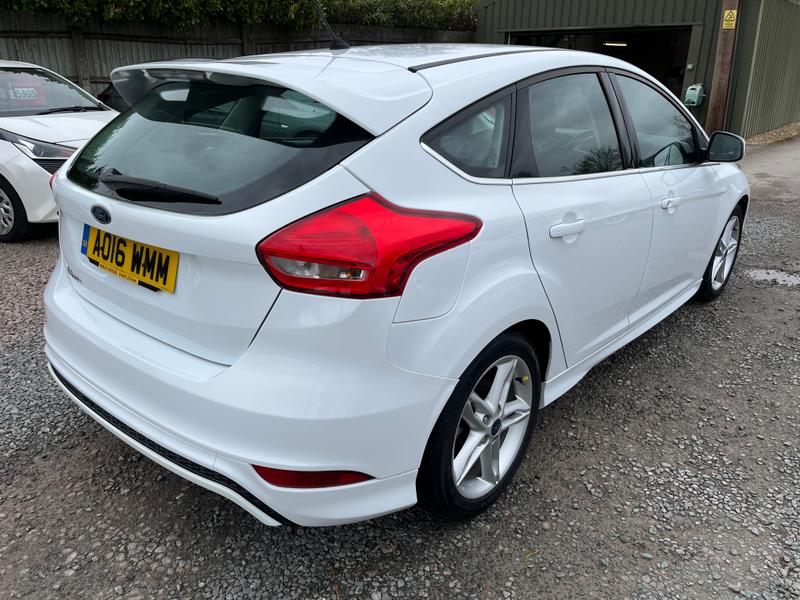 Used Ford Focus 2016 for sale - 78042916: Photo 2