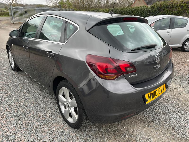 Used Vauxhall Astra 2010 for sale - 78087861: Photo 3