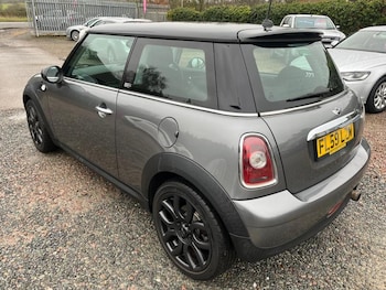 Used MINI Hatch 2009 for sale - 76984770: Photo