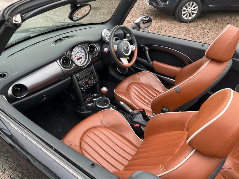 Used MINI Convertible 2008 for sale - 77450425: Photo 6