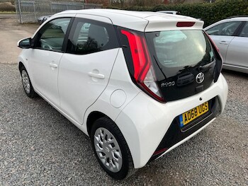 Used Toyota AYGO undefined for sale - 76834674: Photo