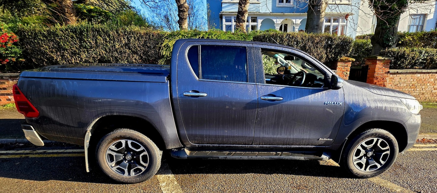 Used Toyota Hilux 2021 for sale - 76863758: Photo 12