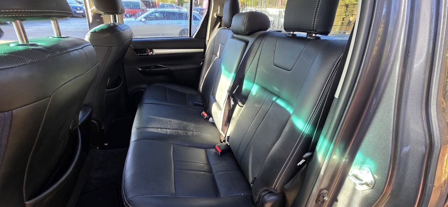 Used Toyota Hilux 2021 for sale - 76863758: Photo 7