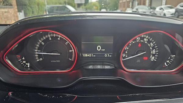 Used Peugeot 208 2016 for sale - 76040997: Photo 10