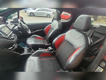 Used Peugeot 208 2016 for sale - 76040997: Photo