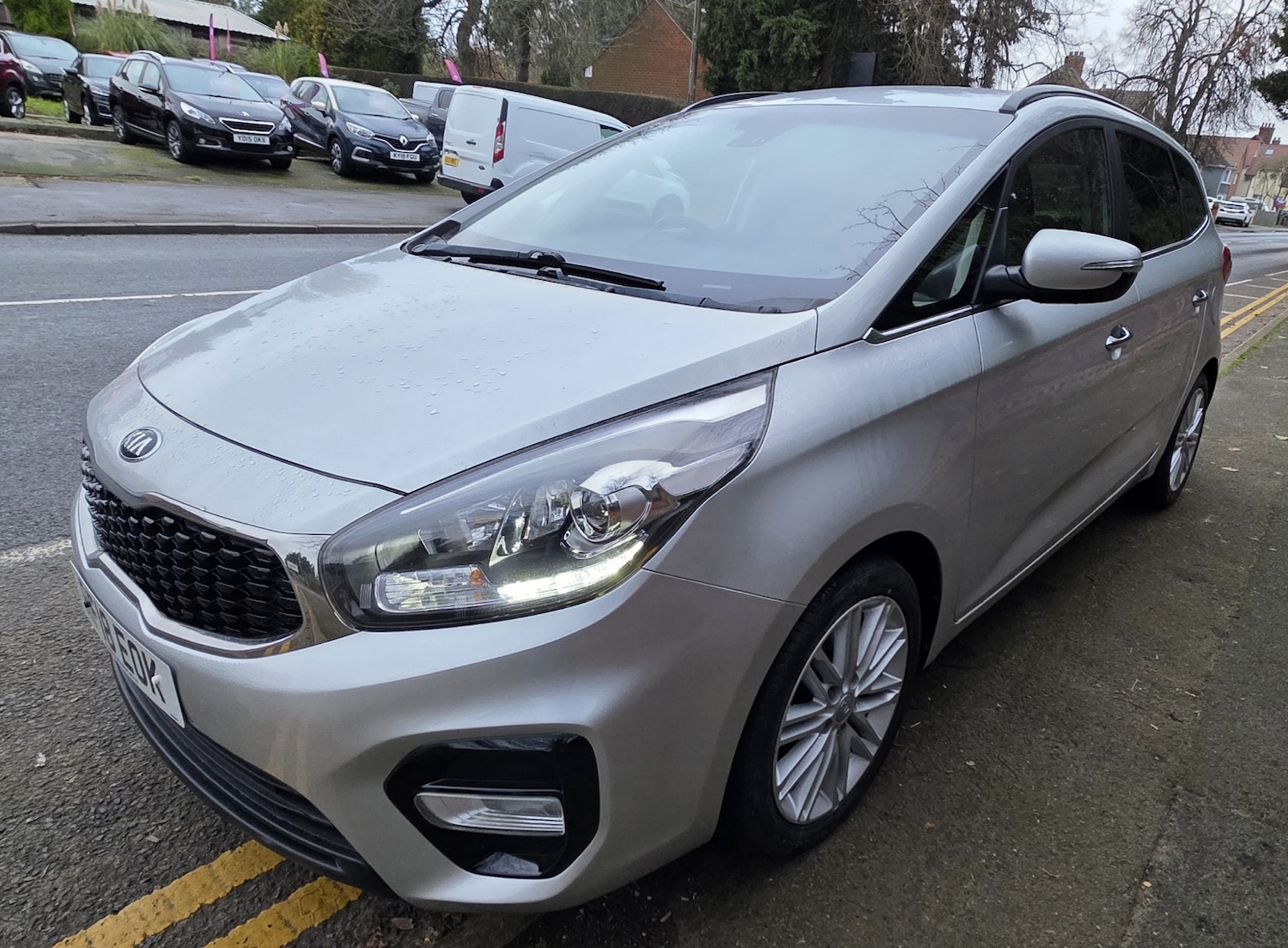 Used Kia Carens 2018 for sale - 77056612: Photo 10
