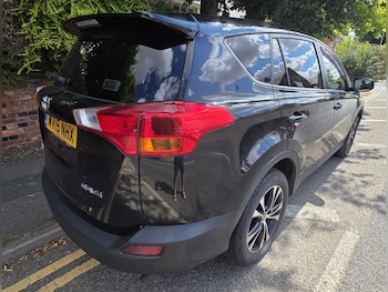 Used Toyota RAV4 2015 for sale - 79608599: Photo