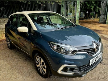 Used Renault Captur 2018 for sale - 75925233: Photo