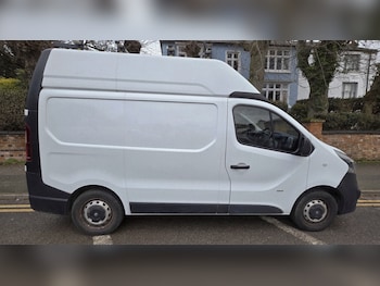 Used Vauxhall Vivaro 2017 for sale - 77089856: Photo