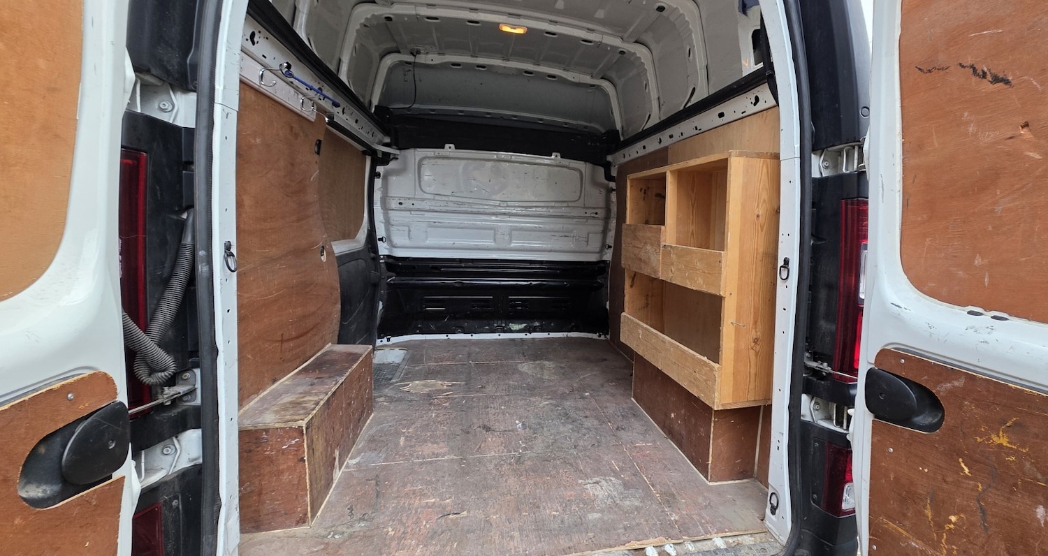 Used Vauxhall Vivaro 2017 for sale - 77089856: Photo 8