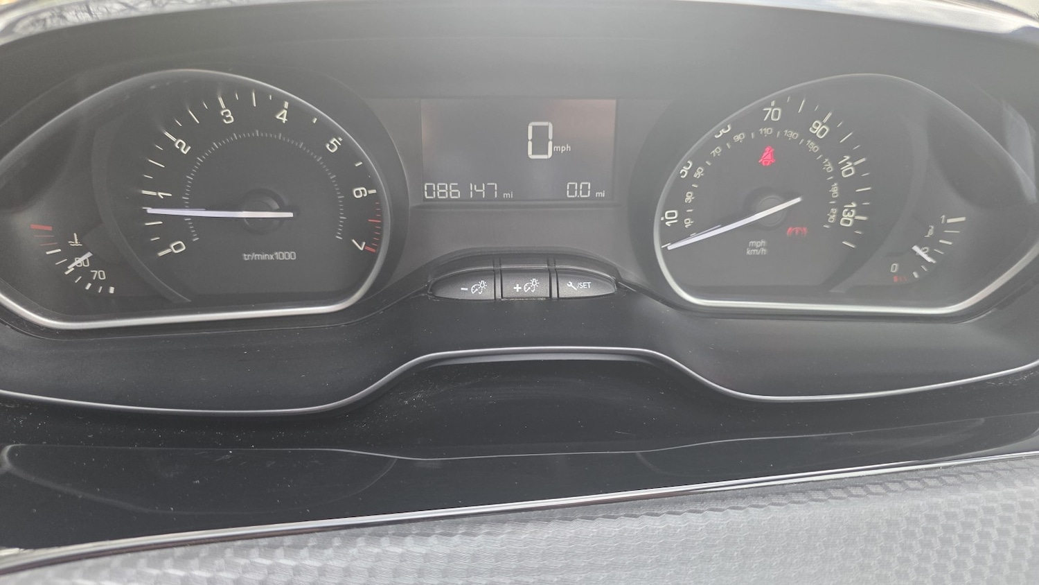 Used Peugeot 208 2017 for sale - 78134980: Photo 12