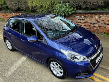 Used Peugeot 208 2017 for sale - 78134980: Photo