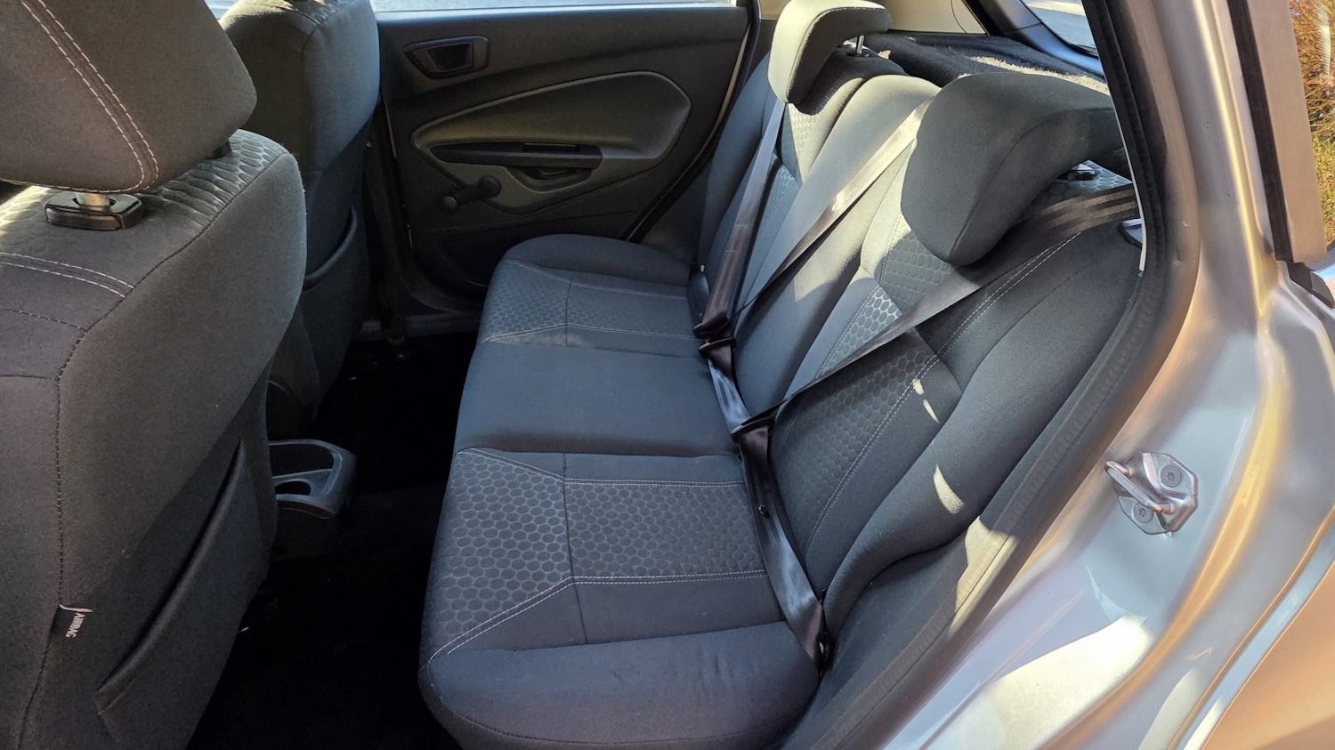 Used Ford Fiesta 2010 for sale - 76656170: Photo 12