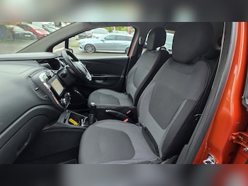 Used Renault Captur 2015 for sale - 77056579: Photo