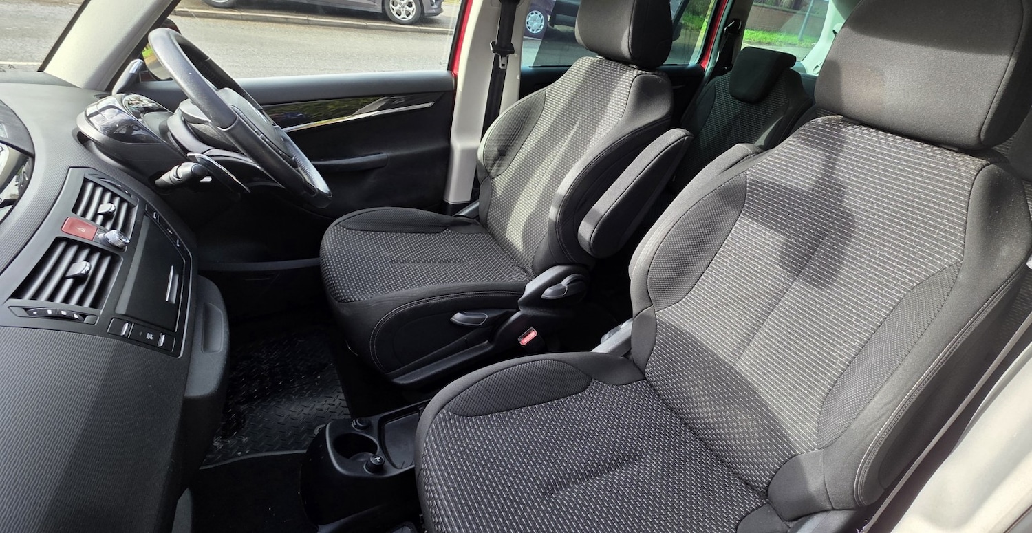 Used Citroen Grand C4 Picasso 2012 for sale - 77792859: Photo 12