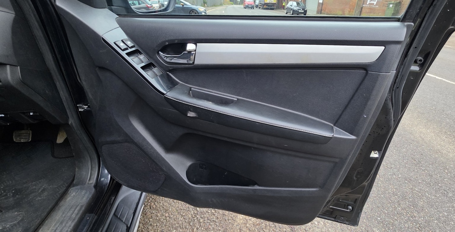 Used Isuzu D-Max 2019 for sale - 77370674: Photo 6