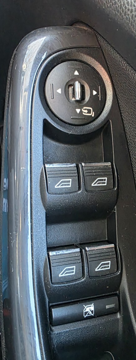 Used Ford Fiesta 2013 for sale - 76656036: Photo 15