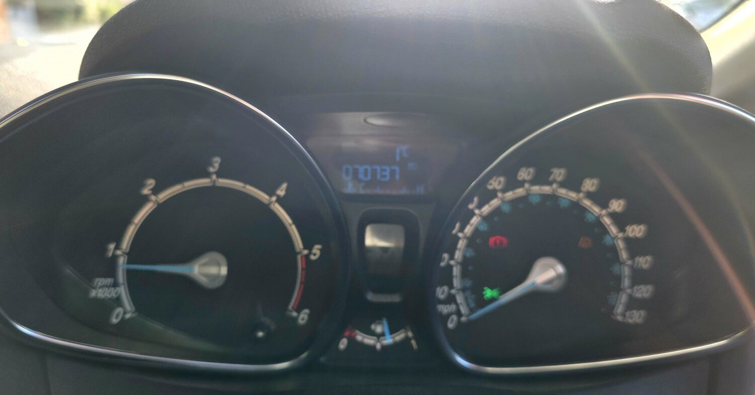 Used Ford Fiesta 2013 for sale - 76656036: Photo 16