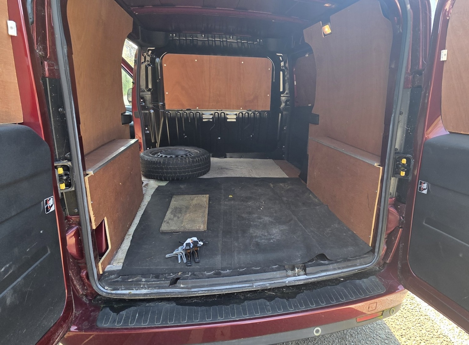 Used Vauxhall Combo 2016 for sale - 77792907: Photo 10