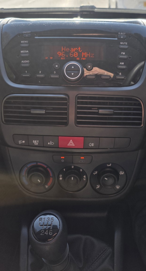 Used Vauxhall Combo 2016 for sale - 77792907: Photo 12