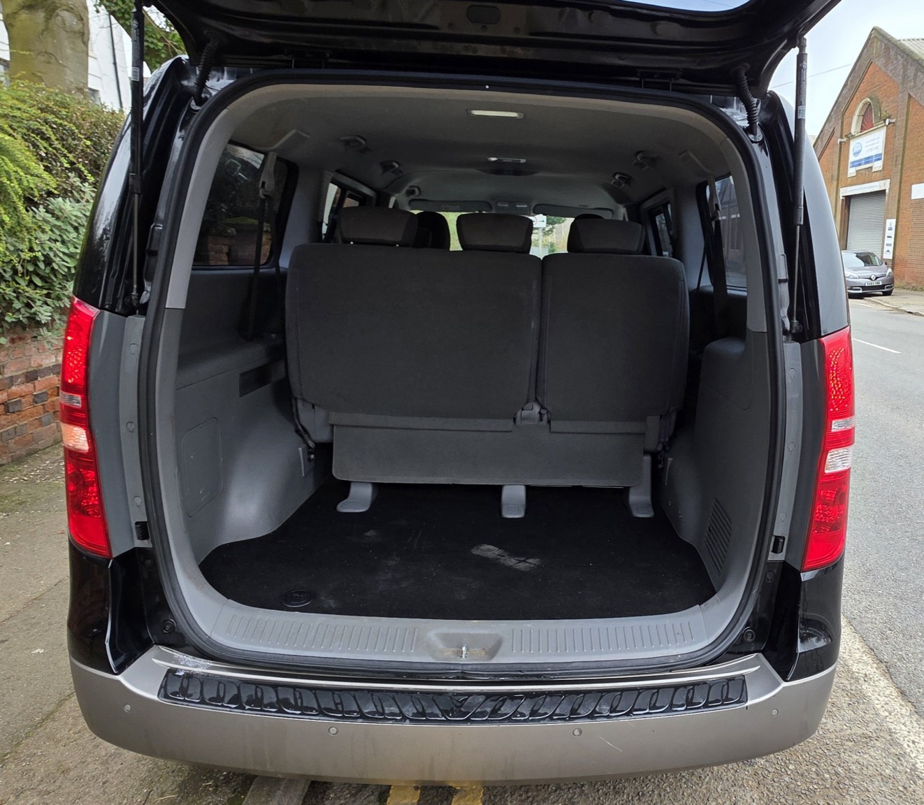 Used Hyundai i800 2017 for sale - 77792912: Photo 9