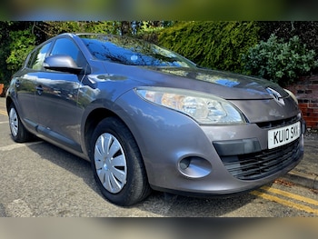 Used Renault Megane 2010 for sale - 78300409: Photo