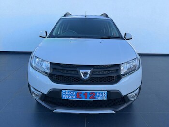 Used Dacia Sandero Stepway 2015 for sale - 76642810: Photo