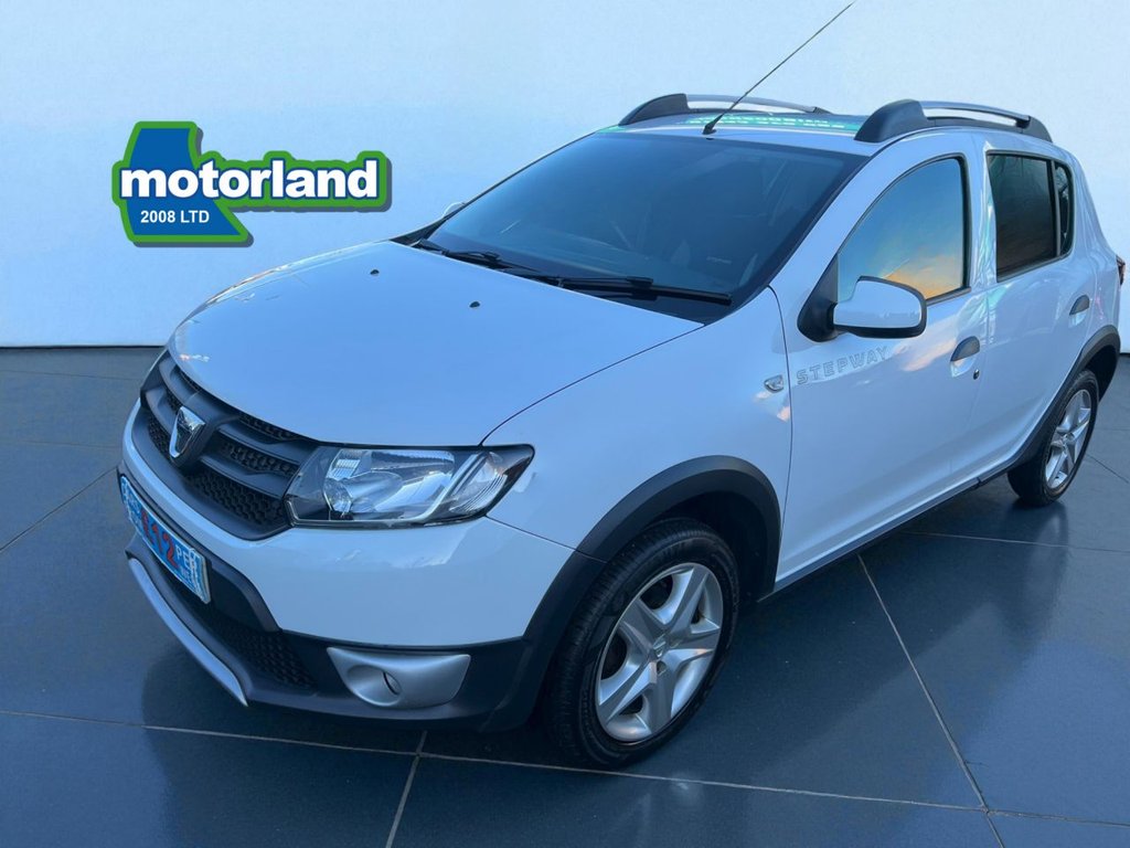 Used Dacia Sandero Stepway 2015 for sale - 76642810: Photo 3