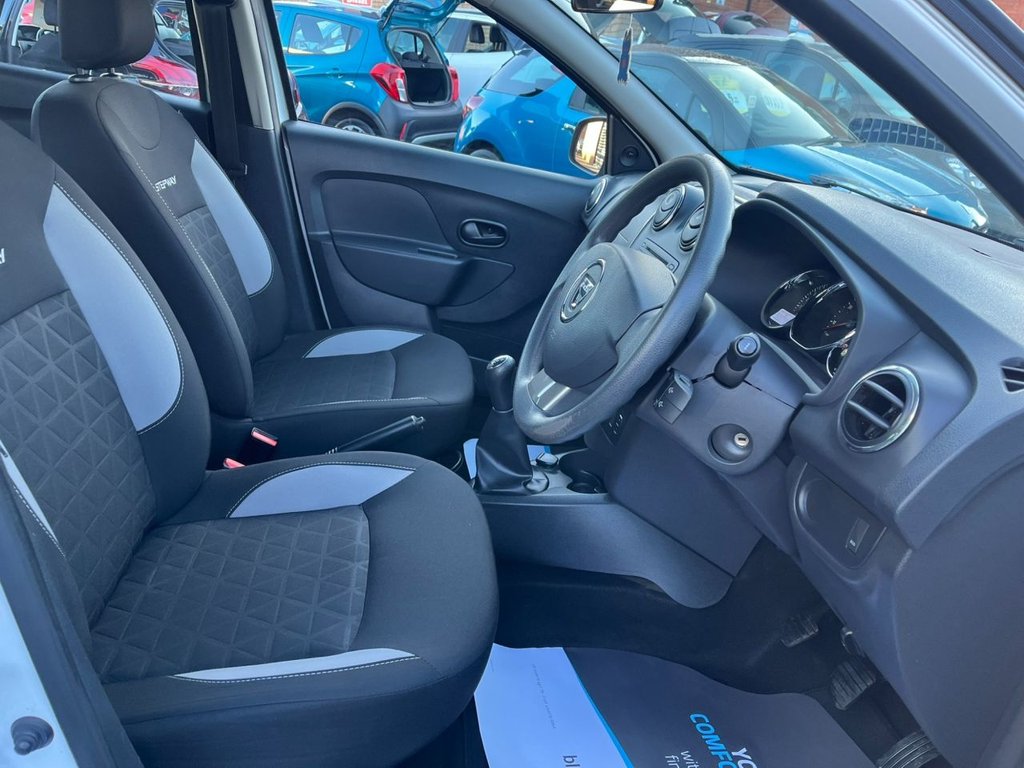 Used Dacia Sandero Stepway 2015 for sale - 76642810: Photo 6