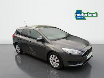 Used Ford Focus 2015 for sale - 76356749: Photo