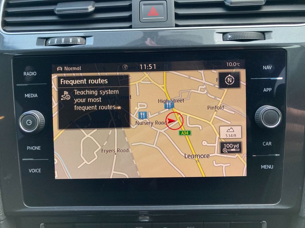 Used Volkswagen Golf 2017 for sale - 76910349: Photo 9