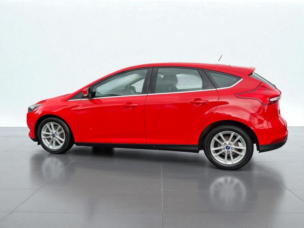 Used Ford Focus 2015 for sale - 75727244: Photo 4
