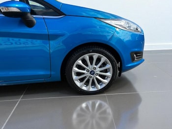 Used Ford Fiesta 2015 for sale - 75433025: Photo 3