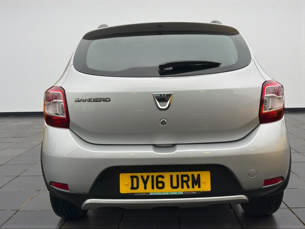 Used Dacia Sandero Stepway 2016 for sale - 76950519: Photo 6