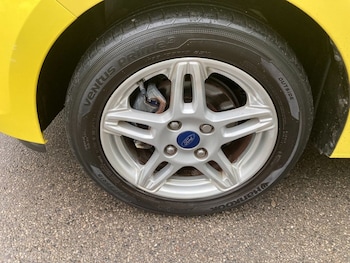 Used Ford Ka+ 2018 for sale - 76546993: Photo