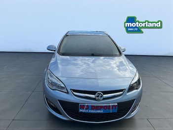 Used Vauxhall Astra 2015 for sale - 76185381: Photo 2