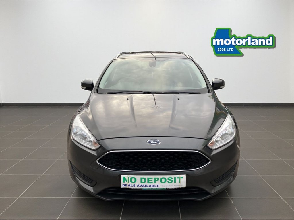 Used Ford Focus 2015 for sale - 76569923: Photo 2