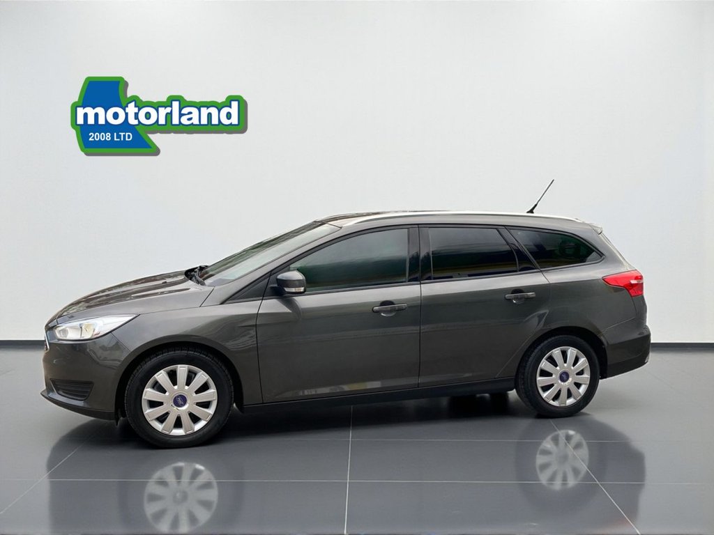 Used Ford Focus 2015 for sale - 76569923: Photo 5