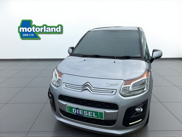 Used Citroen C3 Picasso 2014 for sale - 76210777: Photo 2